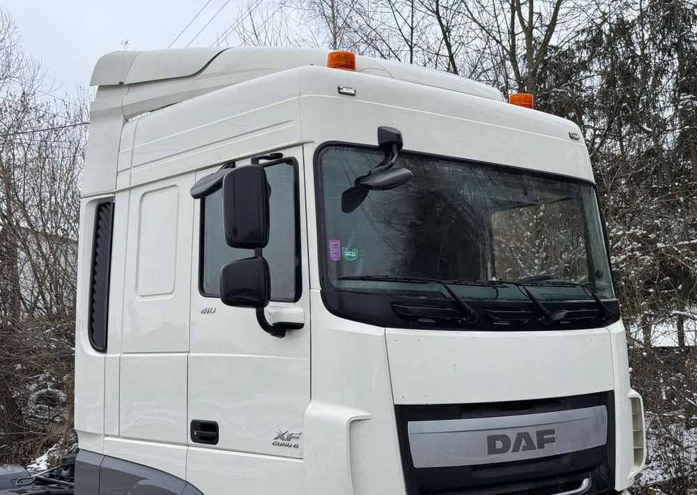 DAF * DAF XF 106 * SPROWADZONY * SUPER STAN CIĄGNIK SIODŁOWY Euro 6 - رأس تريلا: صورة 5 DAF * DAF XF 106 * SPROWADZONY * SUPER STAN CIĄGNIK SIODŁOWY Euro 6 - رأس تريلا: صورة 5