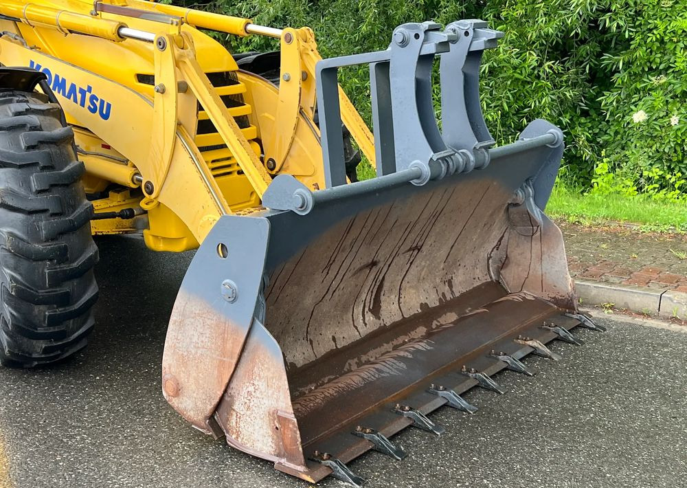 Komatsu * Koparko Ładowarka * Komatsu WB 97 S Utility * - لودر ذو محراث خلفي/ باكهو: صورة 2 Komatsu * Koparko Ładowarka * Komatsu WB 97 S Utility * - لودر ذو محراث خلفي/ باكهو: صورة 2