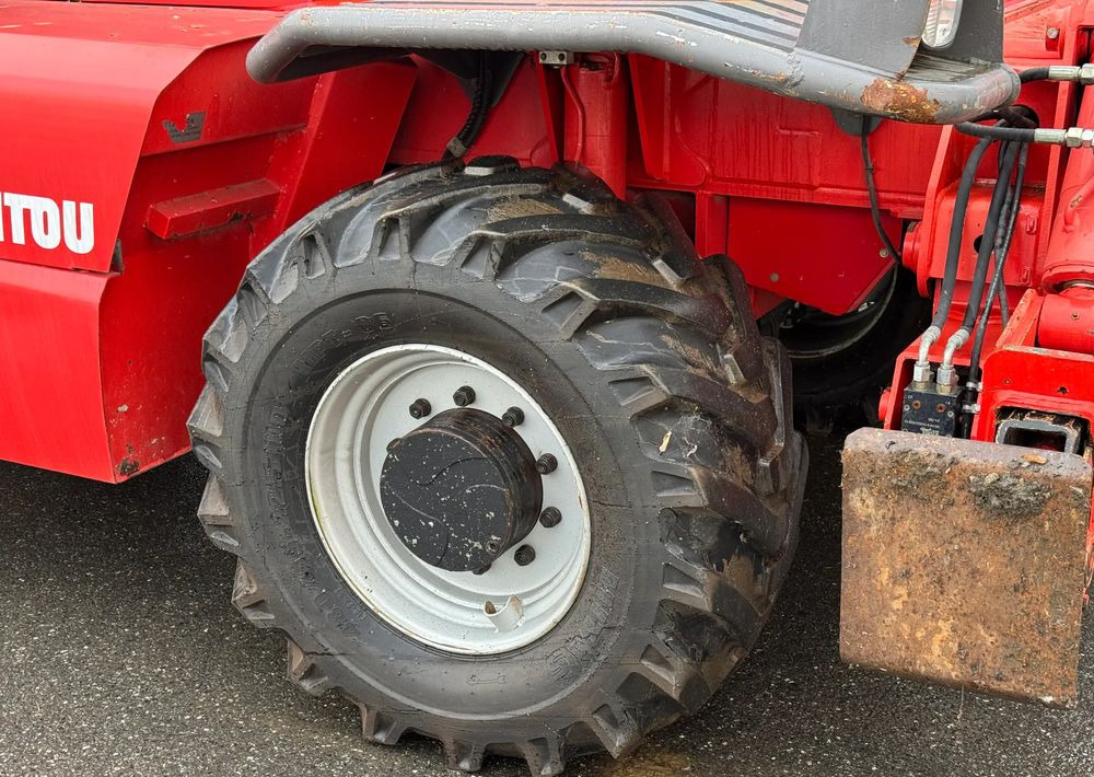 Manitou ŁADOWARKA TELESKOPOWA MANITOU MRT 2150 STAN IDEALNY - آلة رفع ونقل تلسكوبية: صورة 5 Manitou ŁADOWARKA TELESKOPOWA MANITOU MRT 2150 STAN IDEALNY - آلة رفع ونقل تلسكوبية: صورة 5