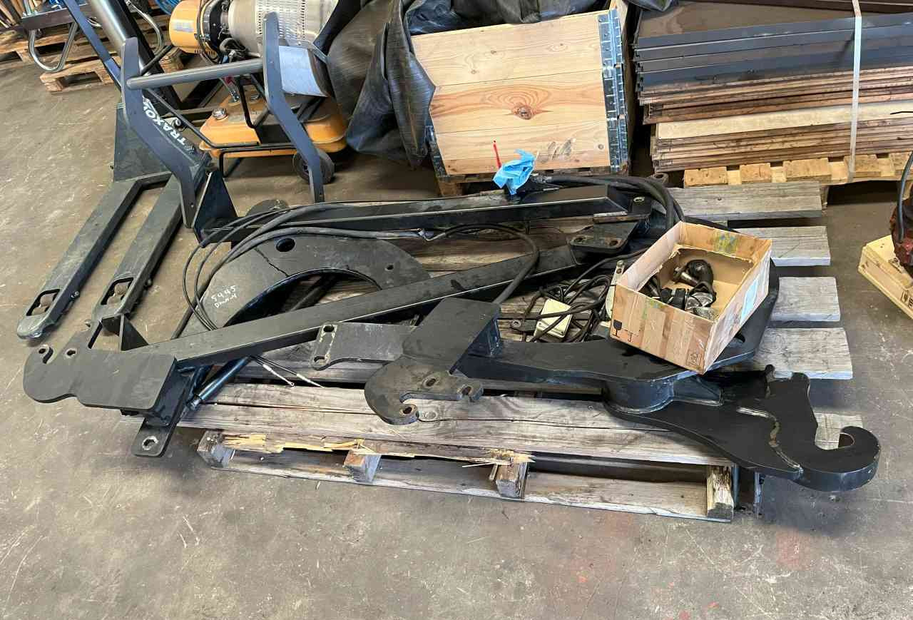 BMH Palas SC 370 Front-laders / Frontlader / Voorlader / Tractoren - مغراف أمامي للجرار: صورة 5 BMH Palas SC 370 Front-laders / Frontlader / Voorlader / Tractoren - مغراف أمامي للجرار: صورة 5