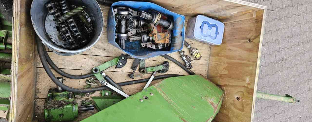 Bergmann Royal doseerwalsen, onderdelen, parts, diversen - عربة ذاتية التحميل: صورة 3 Bergmann Royal doseerwalsen, onderdelen, parts, diversen - عربة ذاتية التحميل: صورة 3