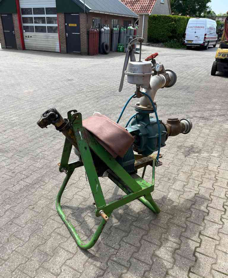 Caprari MEC-DMR65-2/2A Waterpomp aftakas aangedreven beregening - نظام الري: صورة 4 Caprari MEC-DMR65-2/2A Waterpomp aftakas aangedreven beregening - نظام الري: صورة 4