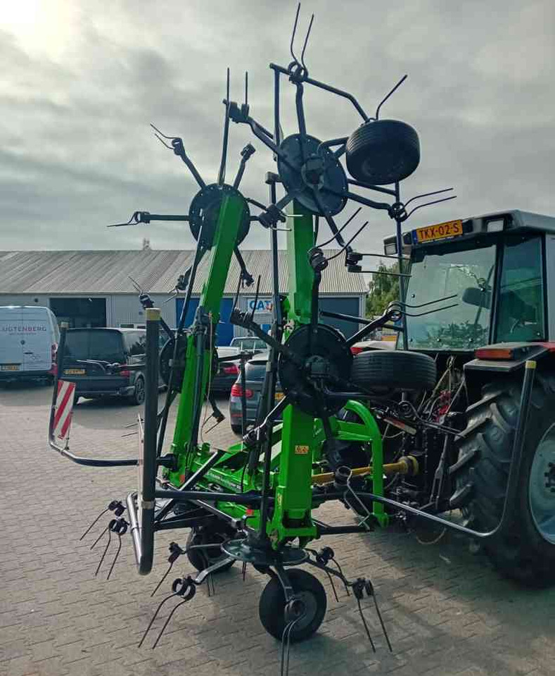 Deutz-Fahr Condimaster 6821 schudder weidebouwmachines - نشارة الدريس/ شوكة جرف: صورة 2 Deutz-Fahr Condimaster 6821 schudder weidebouwmachines - نشارة الدريس/ شوكة جرف: صورة 2