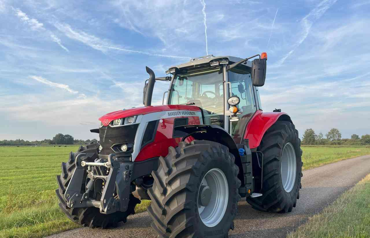 Massey Ferguson 7S.190 Dyna-VT Exclusive tractoren - جرار: صورة 2 Massey Ferguson 7S.190 Dyna-VT Exclusive tractoren - جرار: صورة 2