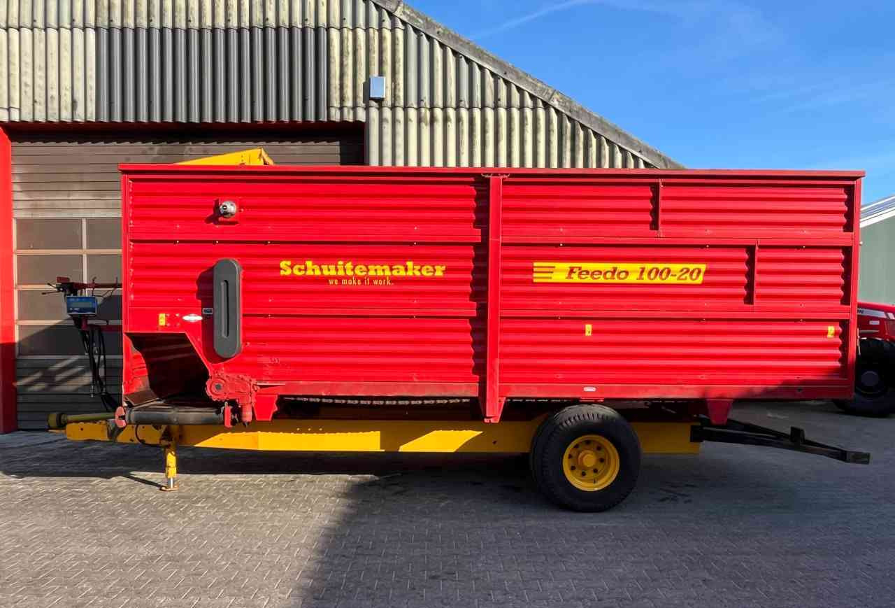 Schuitemaker Feedo 100-20 voerdoseerwagen voerwagen, voermachines - عربة خلط الأعلاف: صورة 1 Schuitemaker Feedo 100-20 voerdoseerwagen voerwagen, voermachines - عربة خلط الأعلاف: صورة 1