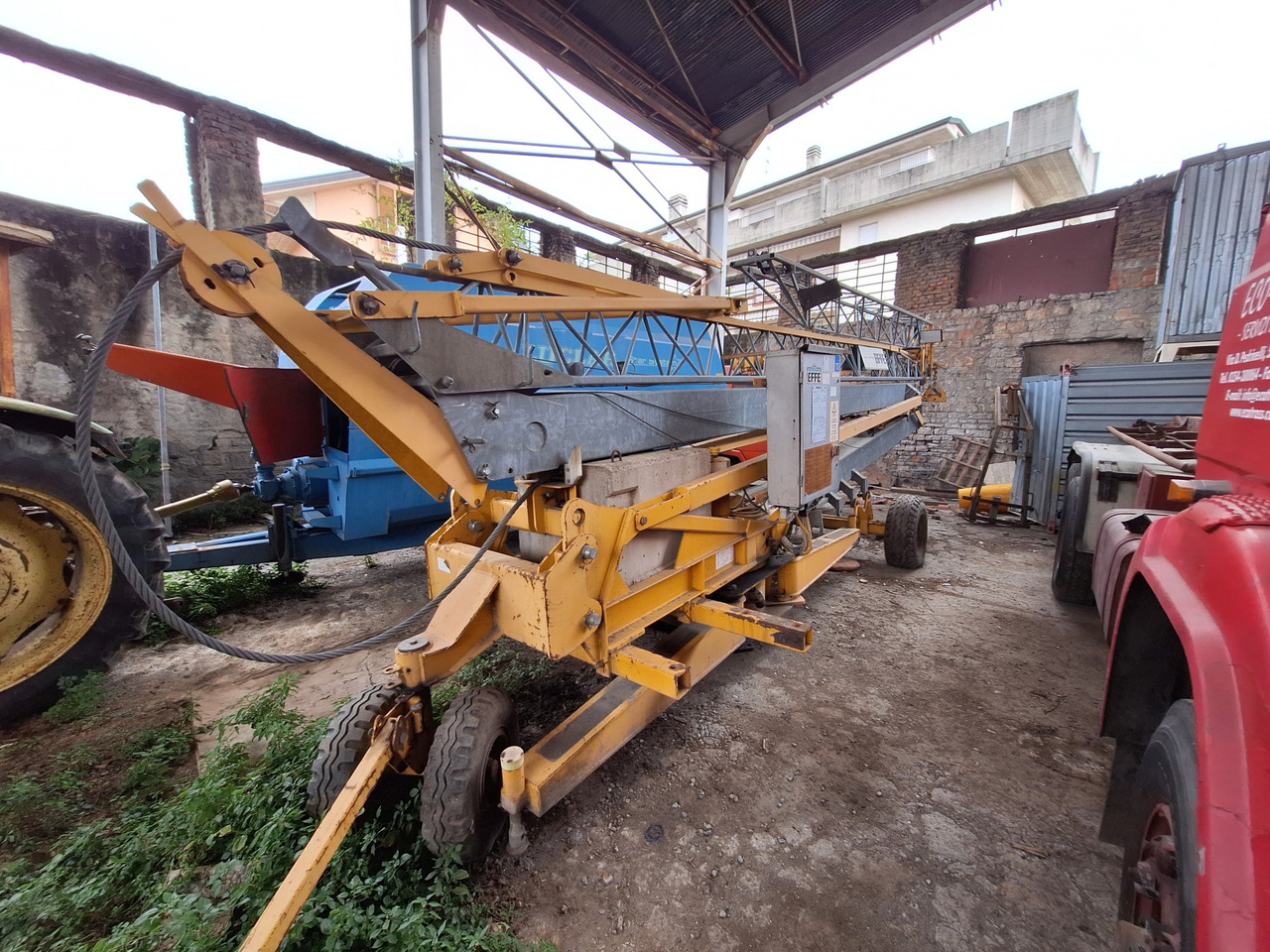 POTAIN HD10A - رافعة ذاتية التركيب: صورة 3 POTAIN HD10A - رافعة ذاتية التركيب: صورة 3