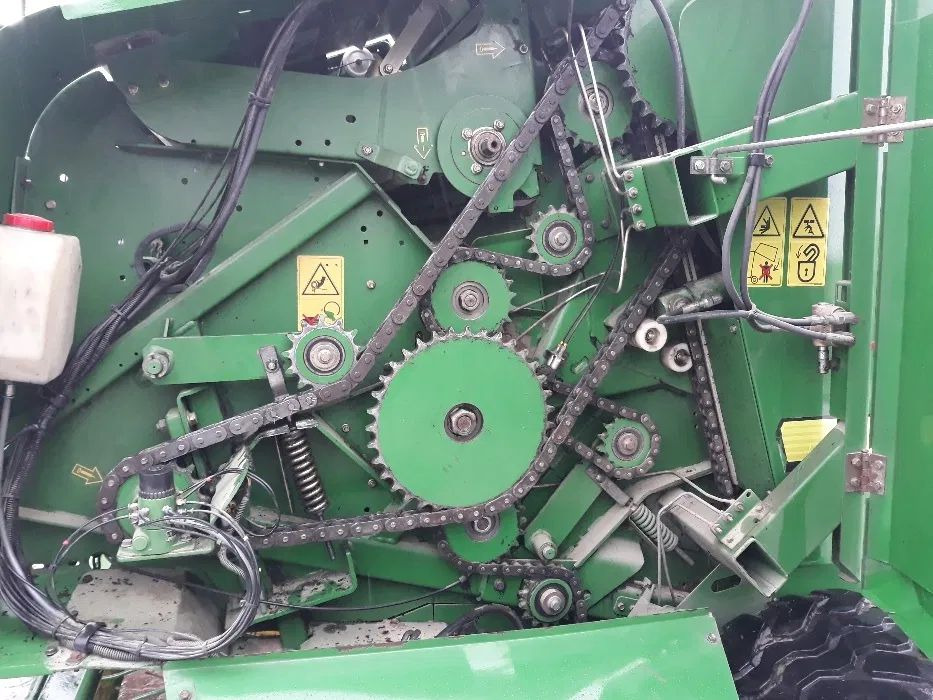JOHN DEERE 644/2011r 578 PREMIUM opuszczana podloga cover edge - آلة بالات دائرية: صورة 3 JOHN DEERE 644/2011r 578 PREMIUM opuszczana podloga cover edge - آلة بالات دائرية: صورة 3