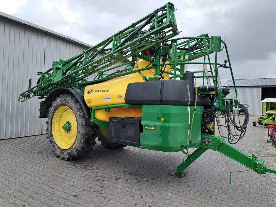 John Deere 944i - رشاش مسحوب: صورة 4 John Deere 944i - رشاش مسحوب: صورة 4