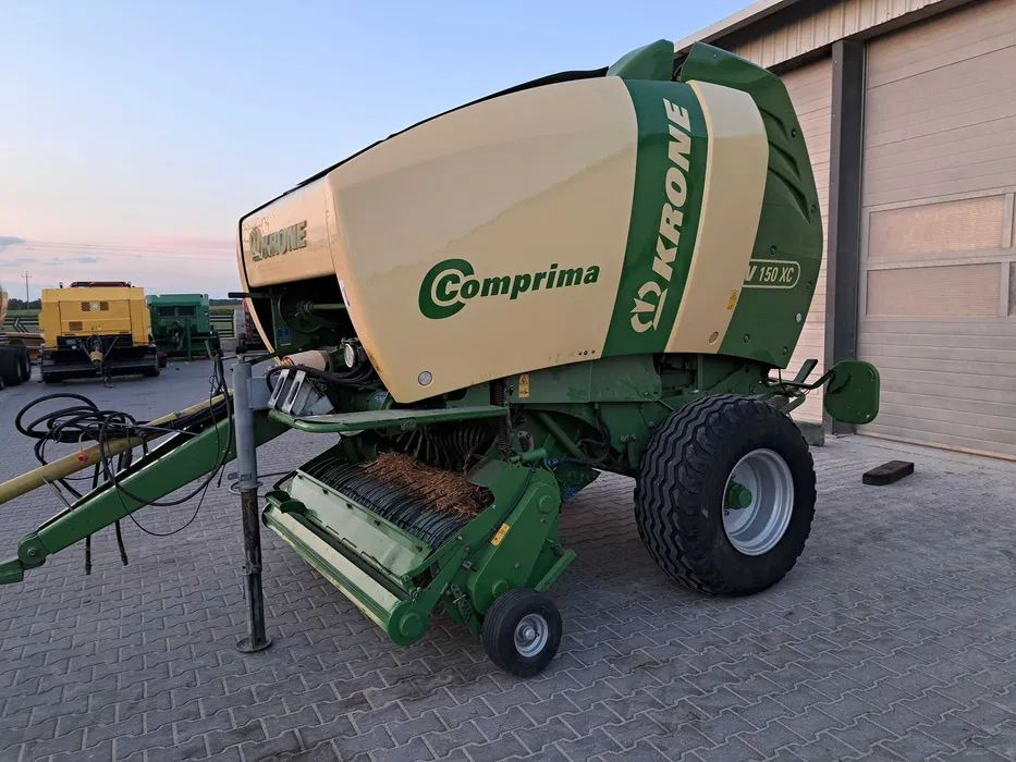Prasa rolująca Krone Comprima 150XC - آلة بالات دائرية: صورة 4 Prasa rolująca Krone Comprima 150XC - آلة بالات دائرية: صورة 4