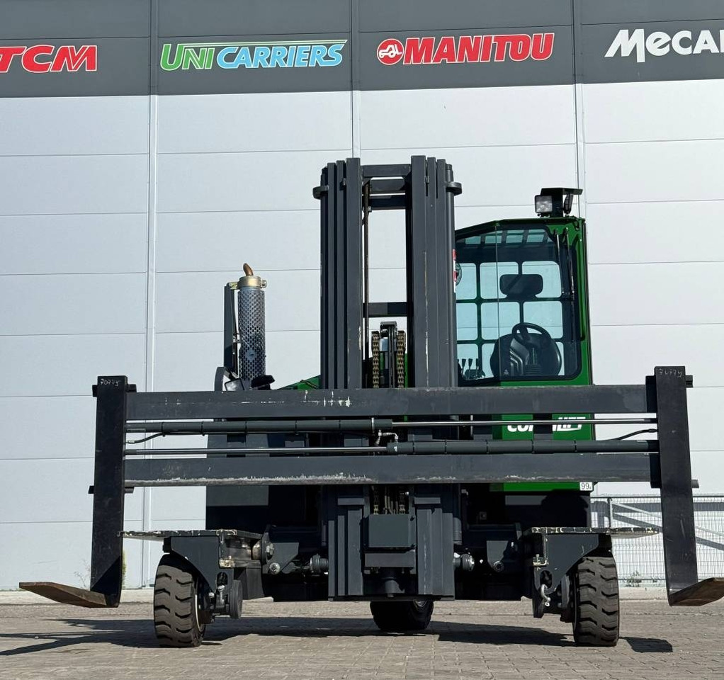 Combilift C 4000 LPG - رافعة شوكية للوصول للأماكن الضيقة ب4 اتجاهات: صورة 3 Combilift C 4000 LPG - رافعة شوكية للوصول للأماكن الضيقة ب4 اتجاهات: صورة 3