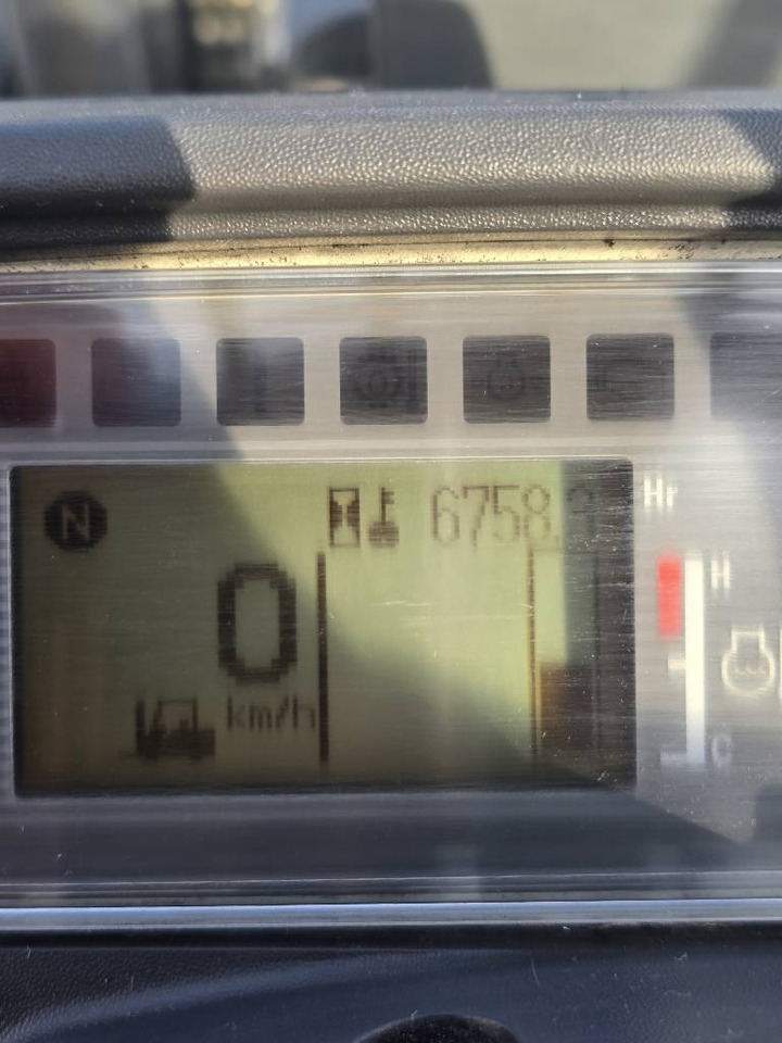 رافعة شوكية تعمل بالغاز Mitsubishi FG 55 NT: صورة 7 رافعة شوكية تعمل بالغاز Mitsubishi FG 55 NT: صورة 7