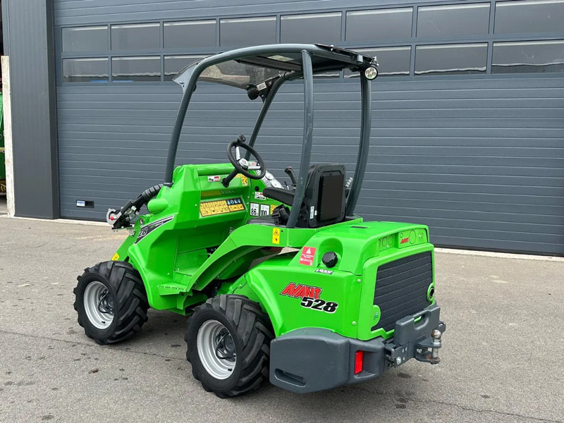 Avant 528 mini-shovel - اللودر المجنزر صغير: صورة 5 Avant 528 mini-shovel - اللودر المجنزر صغير: صورة 5