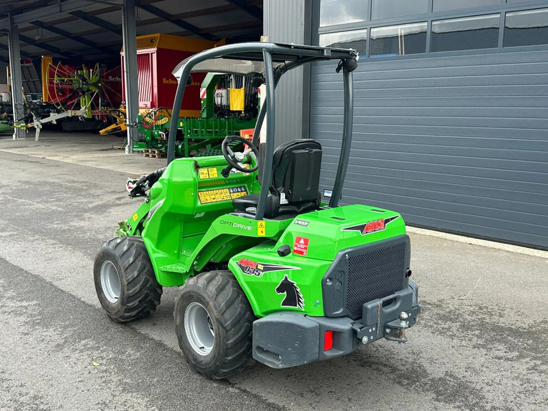 Avant 635i mini-shovel - اللودر المجنزر صغير: صورة 5 Avant 635i mini-shovel - اللودر المجنزر صغير: صورة 5