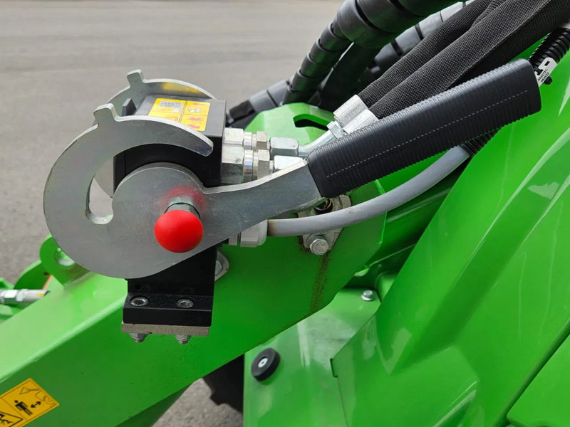 اللودر المجنزر صغير Avant 755i TDL+ mini-shovel: صورة 11