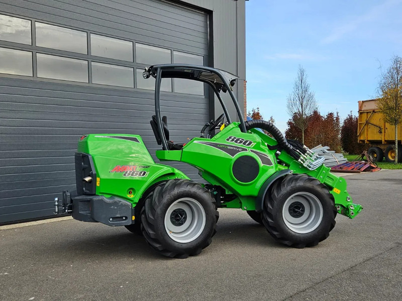 Avant 860i TDL mini-shovel - اللودر المجنزر صغير: صورة 3 Avant 860i TDL mini-shovel - اللودر المجنزر صغير: صورة 3