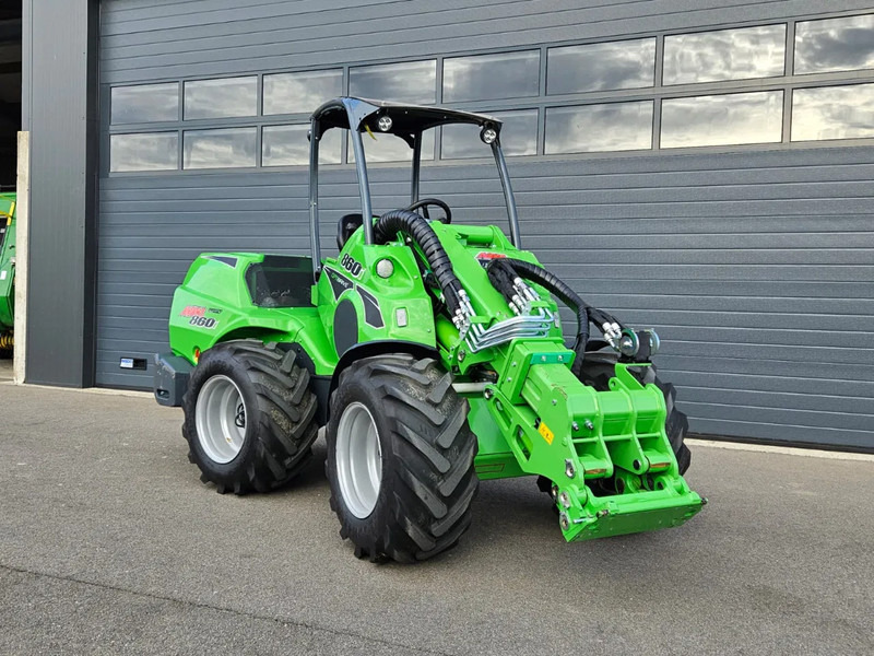 Avant 860i TDL mini-shovel - اللودر المجنزر صغير: صورة 1 Avant 860i TDL mini-shovel - اللودر المجنزر صغير: صورة 1