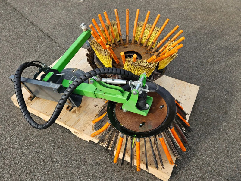 Avant Tuin en park Onkruidborstel - ملحق - آلات زراعية: صورة 1 Avant Tuin en park Onkruidborstel - ملحق - آلات زراعية: صورة 1