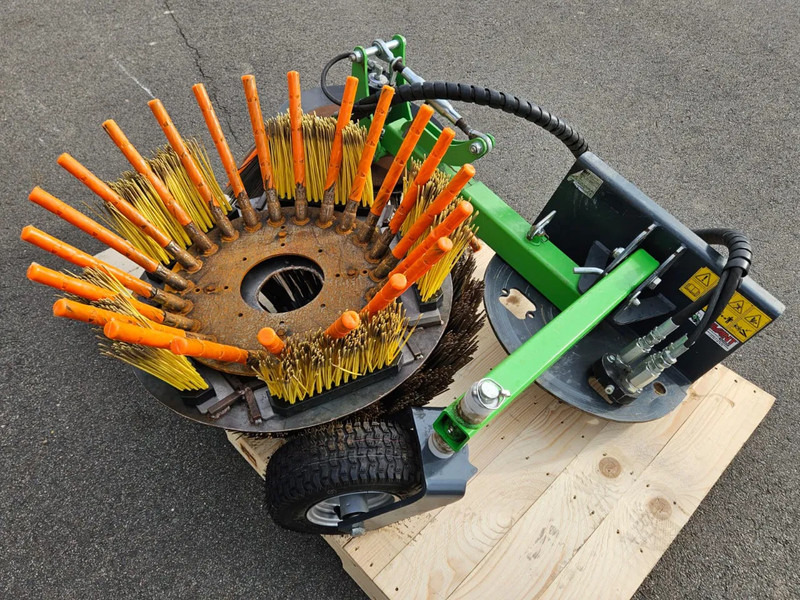 Avant Tuin en park Onkruidborstel - ملحق - آلات زراعية: صورة 4 Avant Tuin en park Onkruidborstel - ملحق - آلات زراعية: صورة 4