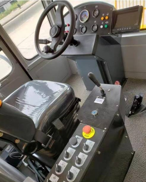 NEW MAXUS COMPACTOR 35 TONS Warranty НОВИЙ КОМПАКТОР MAXUS 35 ТОН Гарантія - ضاغطة التربة: صورة 4 NEW MAXUS COMPACTOR 35 TONS Warranty НОВИЙ КОМПАКТОР MAXUS 35 ТОН Гарантія - ضاغطة التربة: صورة 4