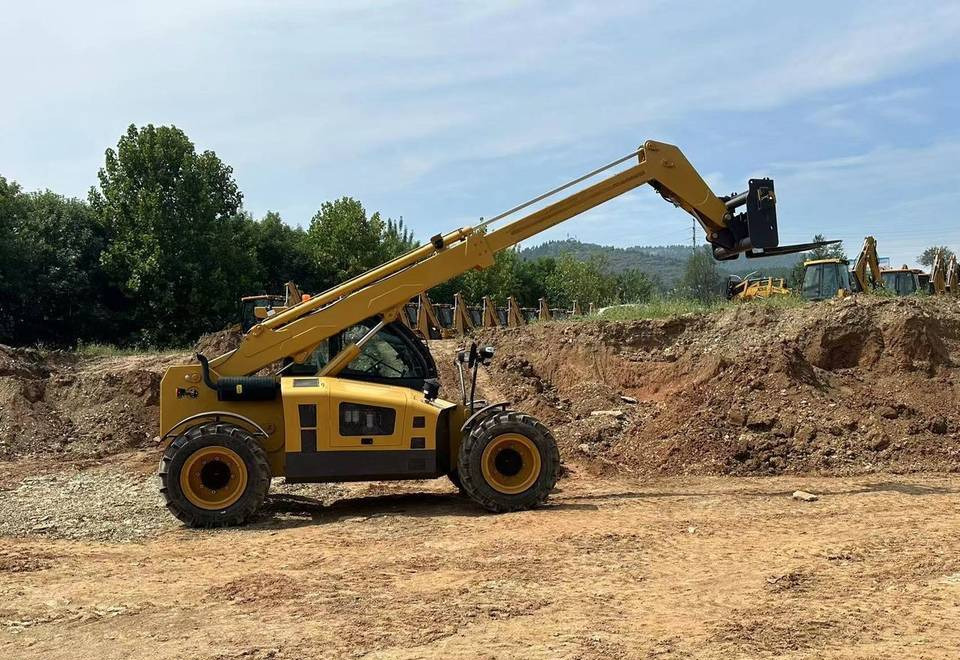 NEW MAXUS Telehandler Warranty НОВИЙ MAXUS Телескопічний навантажувач Гарантія NOWY MAXUS ładowarka teleskopowa widłowy Gwarancja - آلة رفع ونقل تلسكوبية: صورة 1 NEW MAXUS Telehandler Warranty НОВИЙ MAXUS Телескопічний навантажувач Гарантія NOWY MAXUS ładowarka teleskopowa widłowy Gwarancja - آلة رفع ونقل تلسكوبية: صورة 1
