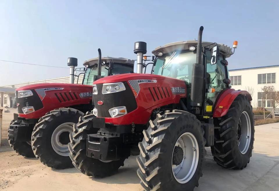 NEW Tractor 180 HP 4x4 MAXUS Warranty up to 10 Years НОВИЙ Трактор 180 К.с. 4x4 MAXUS Гарантія до 10 Років NOWY Ciągnik 180 KM 4x4 MAXUS Gwarancja do 10 LAT - جرار: صورة 1 NEW Tractor 180 HP 4x4 MAXUS Warranty up to 10 Years НОВИЙ Трактор 180 К.с. 4x4 MAXUS Гарантія до 10 Років NOWY Ciągnik 180 KM 4x4 MAXUS Gwarancja do 10 LAT - جرار: صورة 1