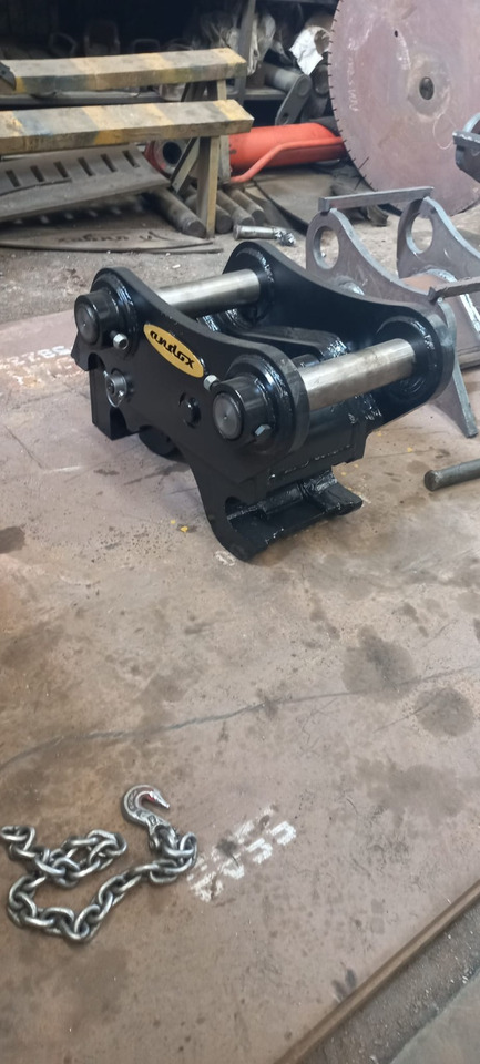 Doosan - قارنة التوصيل السريعة - آلة التعامل مع النفايات: صورة 4 Doosan - قارنة التوصيل السريعة - آلة التعامل مع النفايات: صورة 4