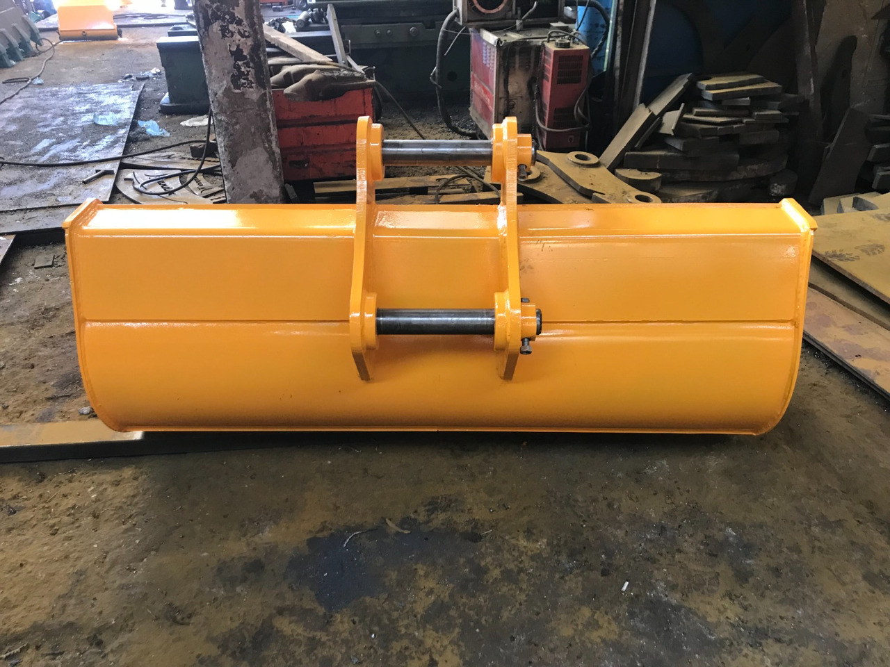 Volvo - بكت شيول - آلات الإنشاء: صورة 5 Volvo - بكت شيول - آلات الإنشاء: صورة 5