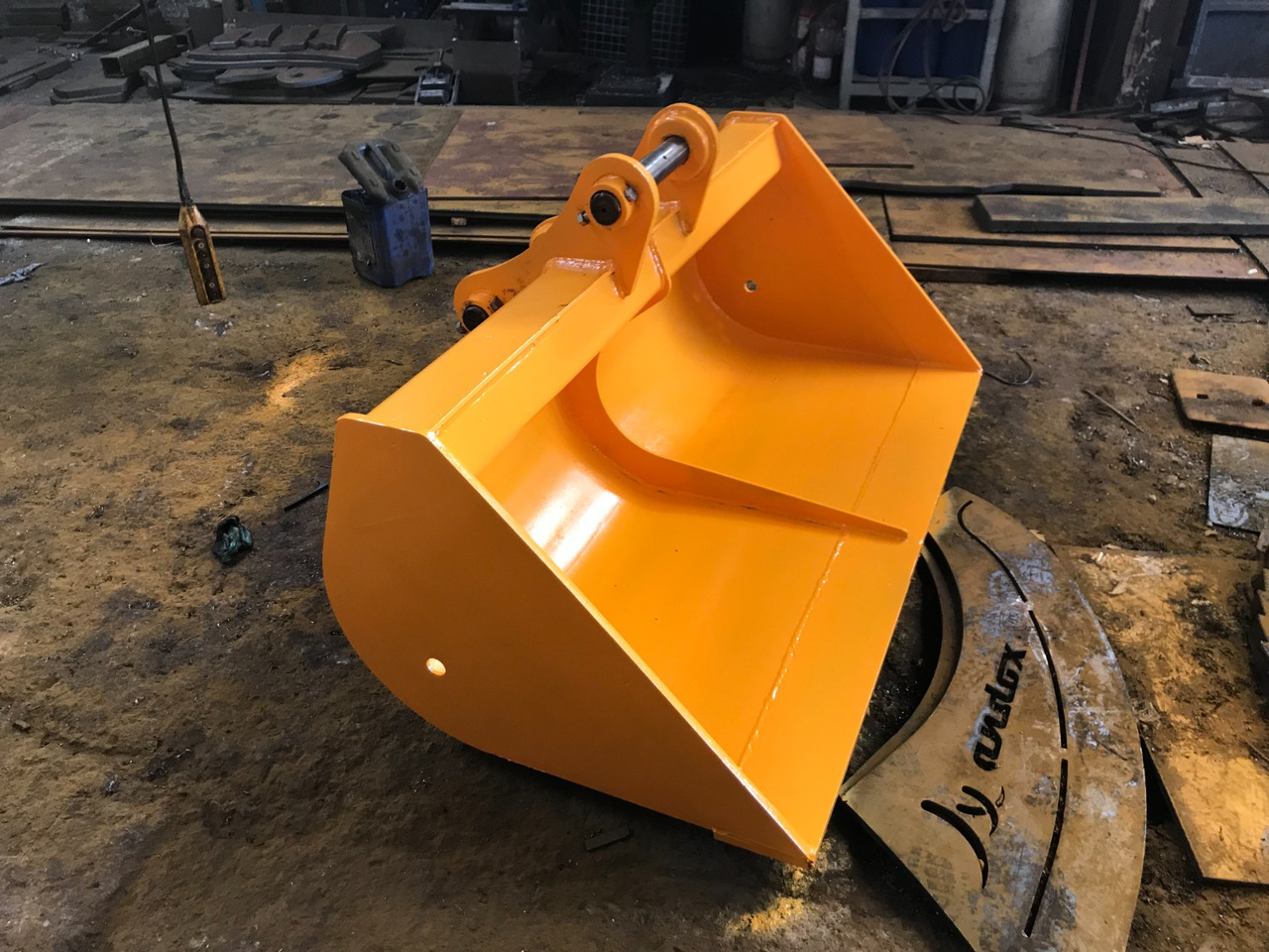 Volvo - بكت شيول - آلات الإنشاء: صورة 3 Volvo - بكت شيول - آلات الإنشاء: صورة 3