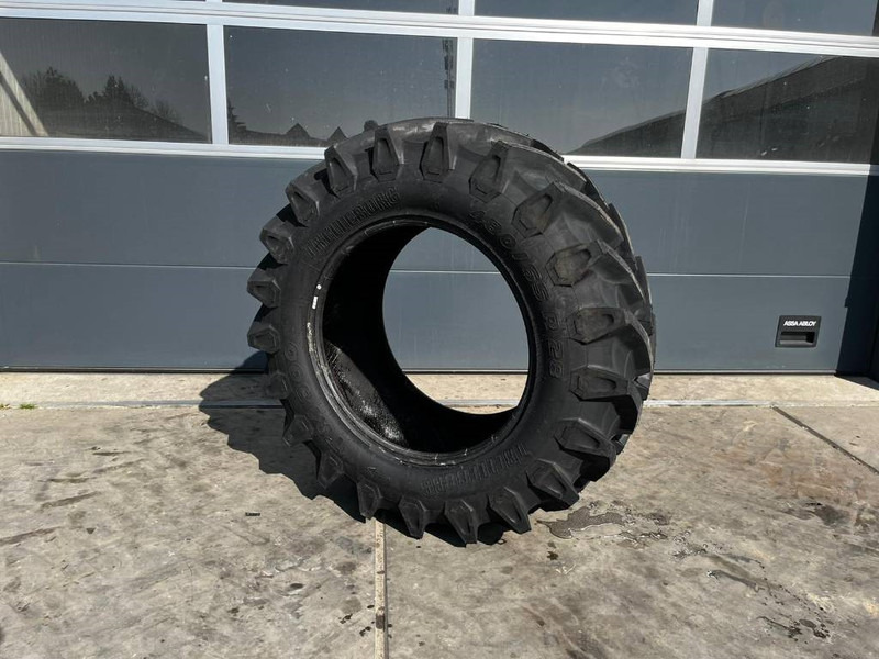 Trelleborg 480/65 R28 new - الإطارات والجنوط - آلات زراعية: صورة 4 Trelleborg 480/65 R28 new - الإطارات والجنوط - آلات زراعية: صورة 4