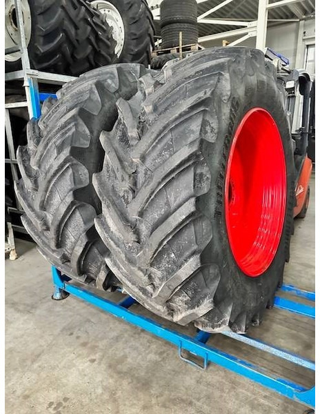 Trelleborg 710/60 R42 VF banden - الإطارات والجنوط - آلات زراعية: صورة 2 Trelleborg 710/60 R42 VF banden - الإطارات والجنوط - آلات زراعية: صورة 2