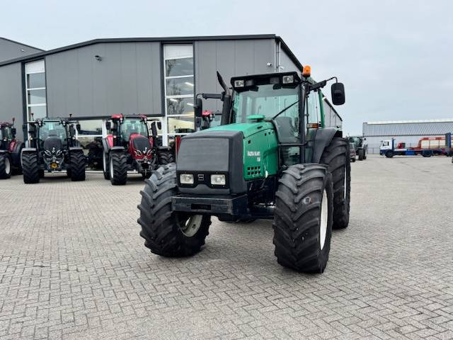 Valtra 8350 Hitech - جرار: صورة 5 Valtra 8350 Hitech - جرار: صورة 5