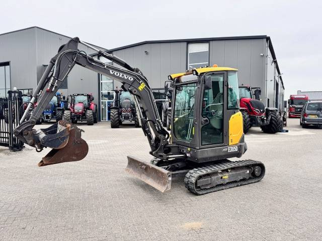 Volvo ECR35D, minikraan, 3.5 ton - حفار صغير: صورة 1 Volvo ECR35D, minikraan, 3.5 ton - حفار صغير: صورة 1