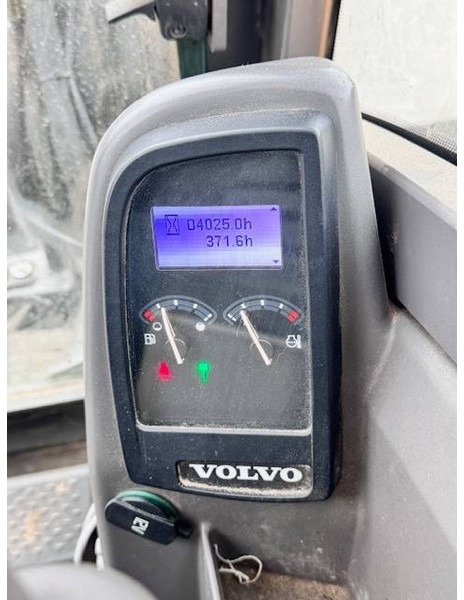 Volvo ECR35D, minikraan, 3.5 ton - حفار صغير: صورة 3 Volvo ECR35D, minikraan, 3.5 ton - حفار صغير: صورة 3