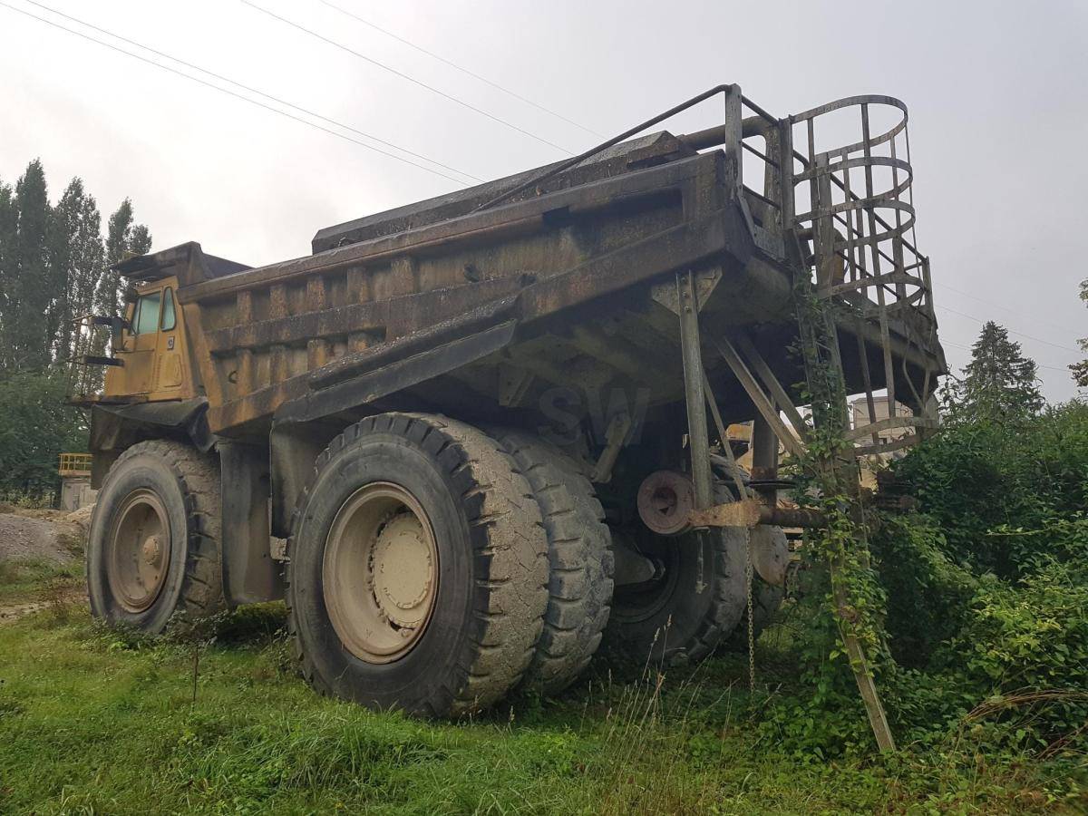 Caterpillar 777 B - شاحنة قلابة صلبة/ شاحنة صخور: صورة 2 Caterpillar 777 B - شاحنة قلابة صلبة/ شاحنة صخور: صورة 2