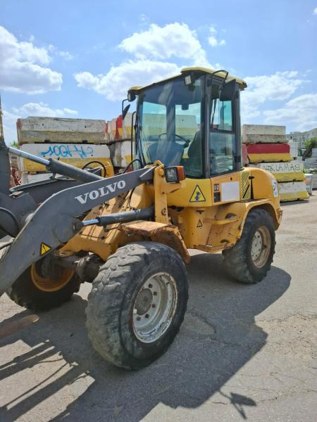 Volvo L 30 - اللودر بعجل: صورة 2 Volvo L 30 - اللودر بعجل: صورة 2