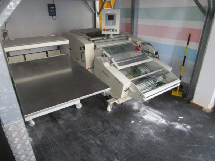 AUTOMATISCHE AUSLAGE PALAMIDES DELTA 703 - آلة الطي: صورة 1 AUTOMATISCHE AUSLAGE PALAMIDES DELTA 703 - آلة الطي: صورة 1