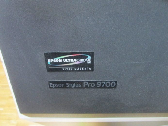 EPSON STYLUS PRO 9700 - آلة الطباعة الرقمية: صورة 4 EPSON STYLUS PRO 9700 - آلة الطباعة الرقمية: صورة 4