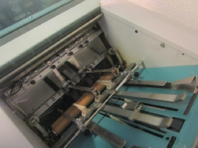 FALZ- UND HEFTMASCHINE NAGEL FOLDNAK 8 MIT TRIMMER - آلة الطي: صورة 3 FALZ- UND HEFTMASCHINE NAGEL FOLDNAK 8 MIT TRIMMER - آلة الطي: صورة 3