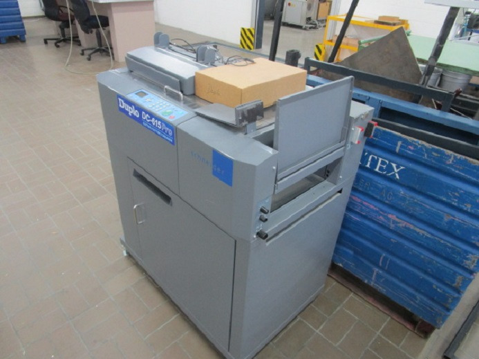 FINISHER FÜR DIGITALEN FARBDRUCK DUPLO DC-615 PRO (nur schneiden) - آلات الطباعة: صورة 3 FINISHER FÜR DIGITALEN FARBDRUCK DUPLO DC-615 PRO (nur schneiden) - آلات الطباعة: صورة 3
