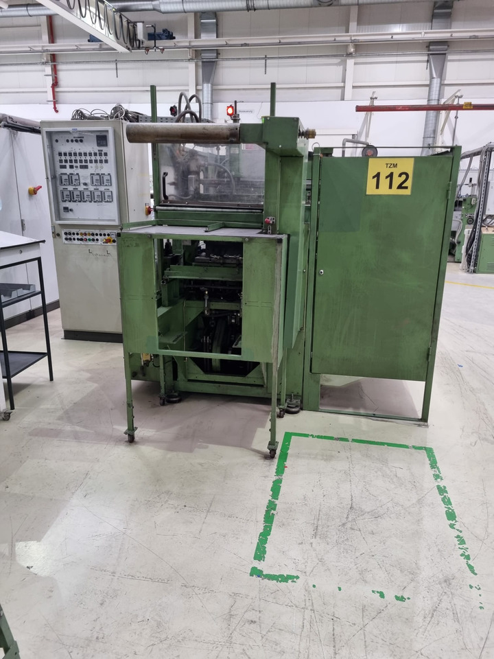 ILLIG THERMOFORMMASCHINE RDM 37/10 - آلة التعبئة والتغليف: صورة 1 ILLIG THERMOFORMMASCHINE RDM 37/10 - آلة التعبئة والتغليف: صورة 1