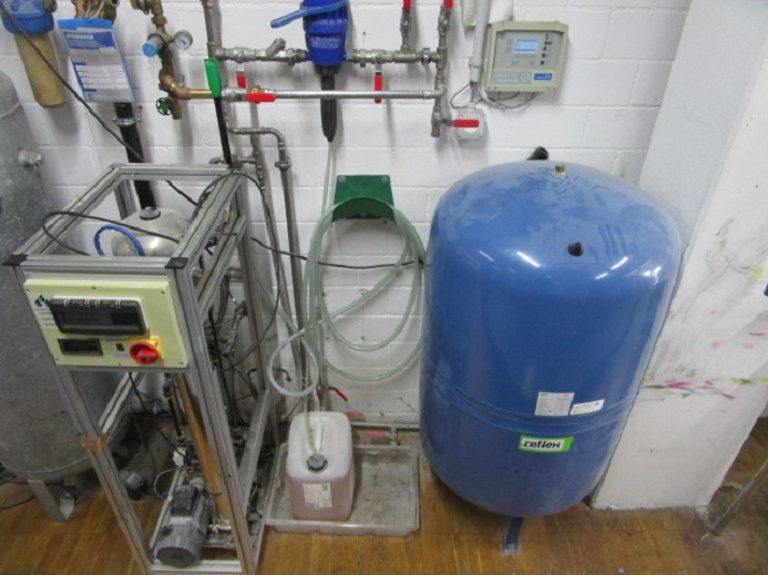 KOMPRESSOR BABY STAR Cat.1 MIT OSMOSEVORRICHTUNG & TANK - آلات الطباعة: صورة 2 KOMPRESSOR BABY STAR Cat.1 MIT OSMOSEVORRICHTUNG & TANK - آلات الطباعة: صورة 2