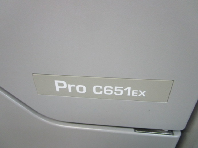 RICOH PRO C651 EX - آلات الطباعة: صورة 3 RICOH PRO C651 EX - آلات الطباعة: صورة 3