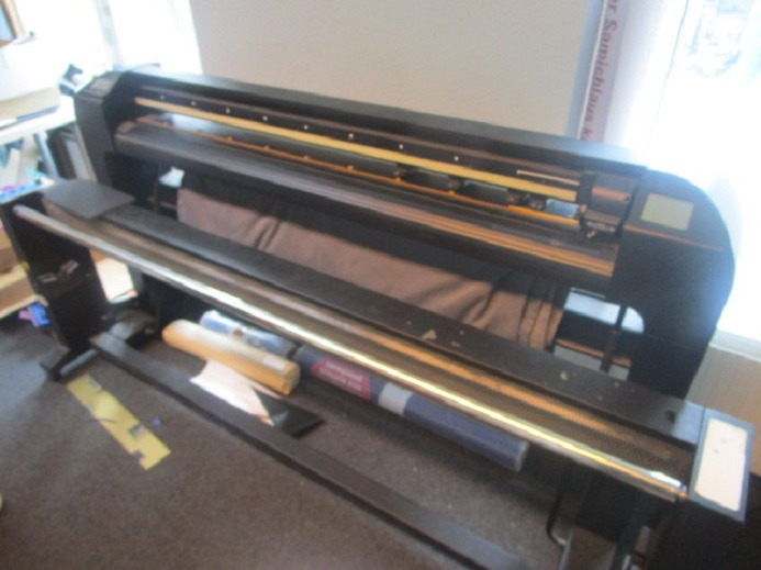 SCHNEIDEPLOTTER SUMMA S140 MIT UV-TROCKNER FCD-01 - آلة قطع الورق: صورة 1 SCHNEIDEPLOTTER SUMMA S140 MIT UV-TROCKNER FCD-01 - آلة قطع الورق: صورة 1