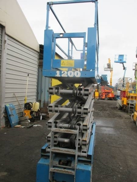 Genie GS 3232 - مرفاع مقصي: صورة 3 Genie GS 3232 - مرفاع مقصي: صورة 3