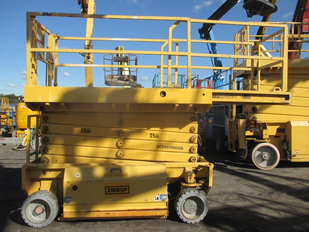 HAB S142-12E2WD - مرفاع مقصي: صورة 2 HAB S142-12E2WD - مرفاع مقصي: صورة 2