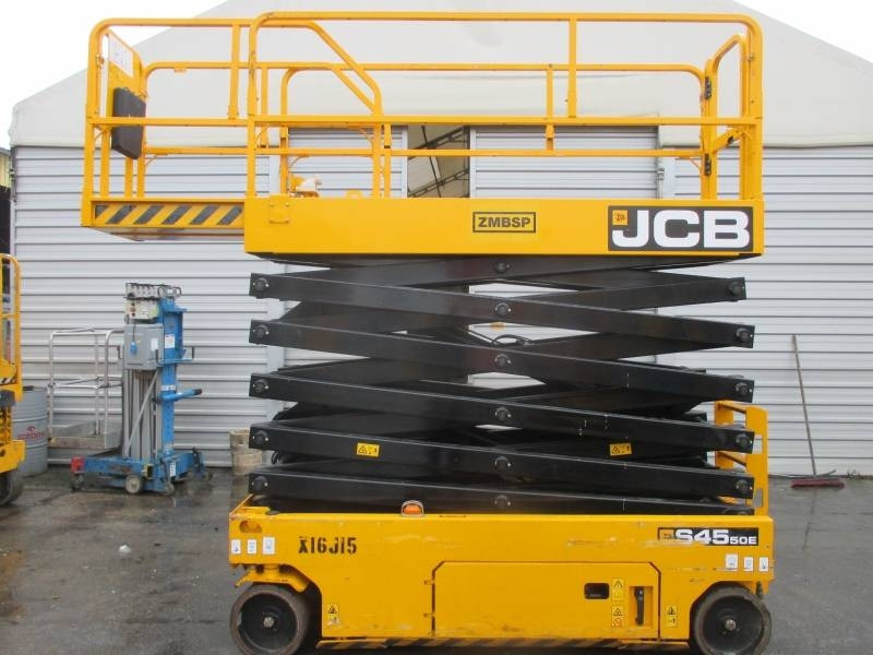 JCB S4550E - مرفاع مقصي: صورة 1 JCB S4550E - مرفاع مقصي: صورة 1