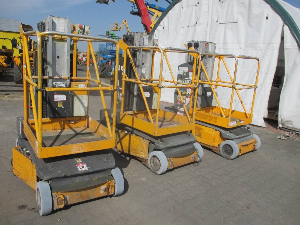 JLG Toucan Junior 8 - مرفاع بصاري عمودي: صورة 1 JLG Toucan Junior 8 - مرفاع بصاري عمودي: صورة 1