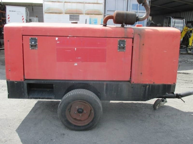 Lincoln E 500 S - معدات اللحام: صورة 2 Lincoln E 500 S - معدات اللحام: صورة 2