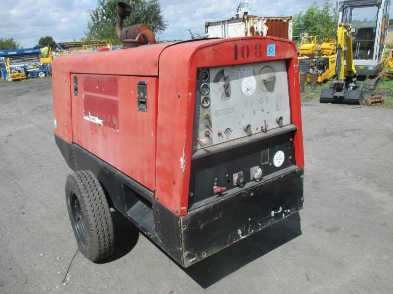 Lincoln E 500 S - معدات اللحام: صورة 5 Lincoln E 500 S - معدات اللحام: صورة 5