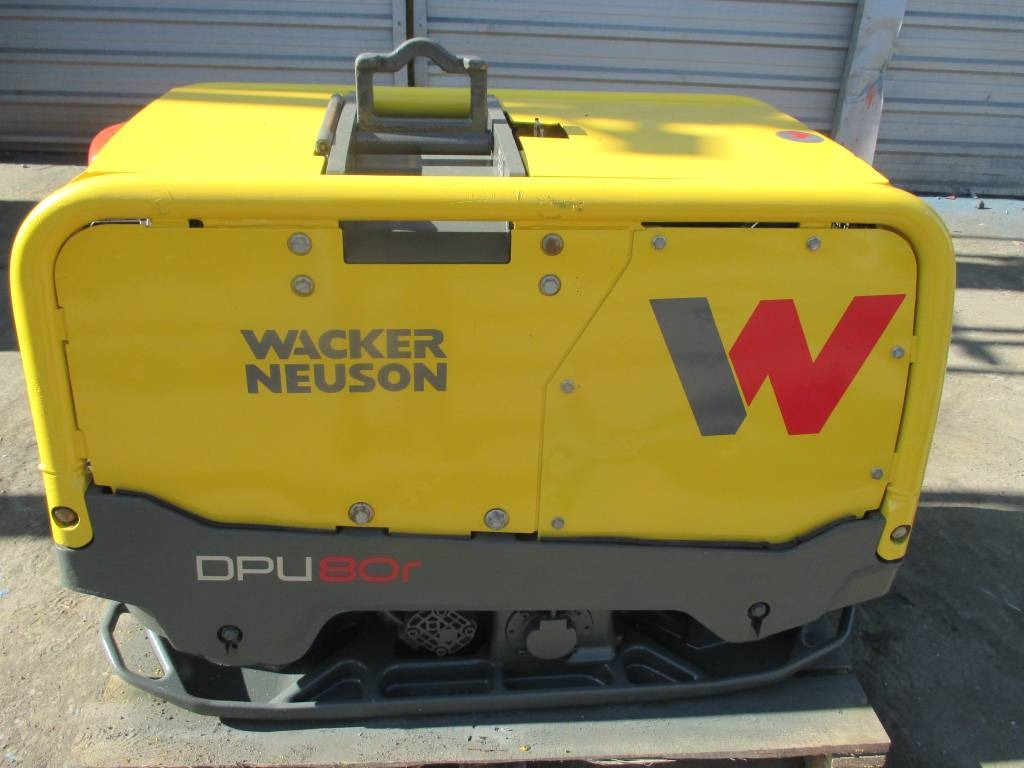 Wacker Neuson DPU 80 - صفيحة هزازة: صورة 1 Wacker Neuson DPU 80 - صفيحة هزازة: صورة 1